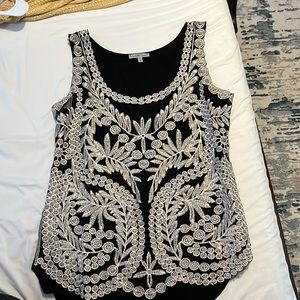 Detailed tank top